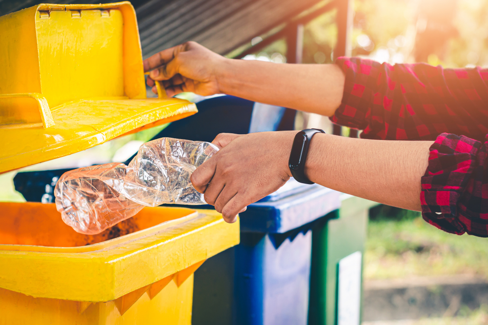 8 déchets à ne pas mettre dans les poubelles de tri !