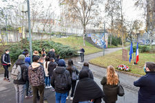 hommage lycéens newton rose guérin clichy