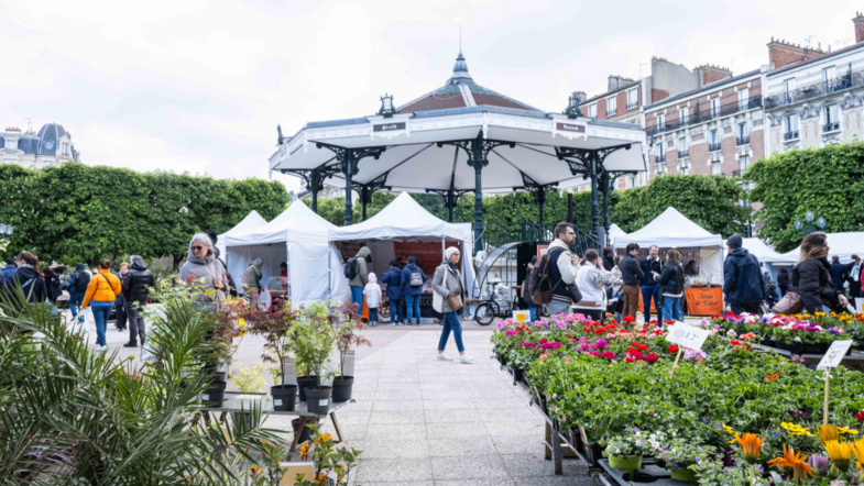 Marché aux plantes 2024 Place des Martyrs