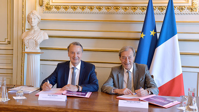 signature contrat de développement clichy hauts-de-seine muzeau siffredi 12 juillet 2022