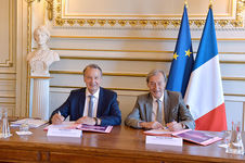 signature contrat de développement clichy hauts-de-seine muzeau siffredi 12 juillet 2022
